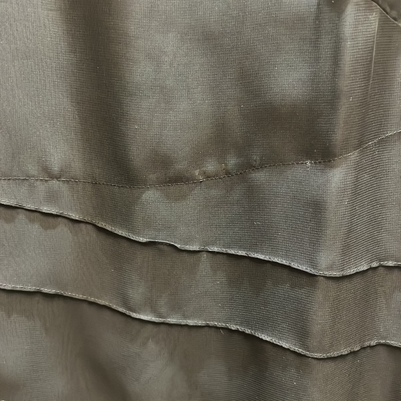 Black dress with sequins in dress - Picture 3 of 4